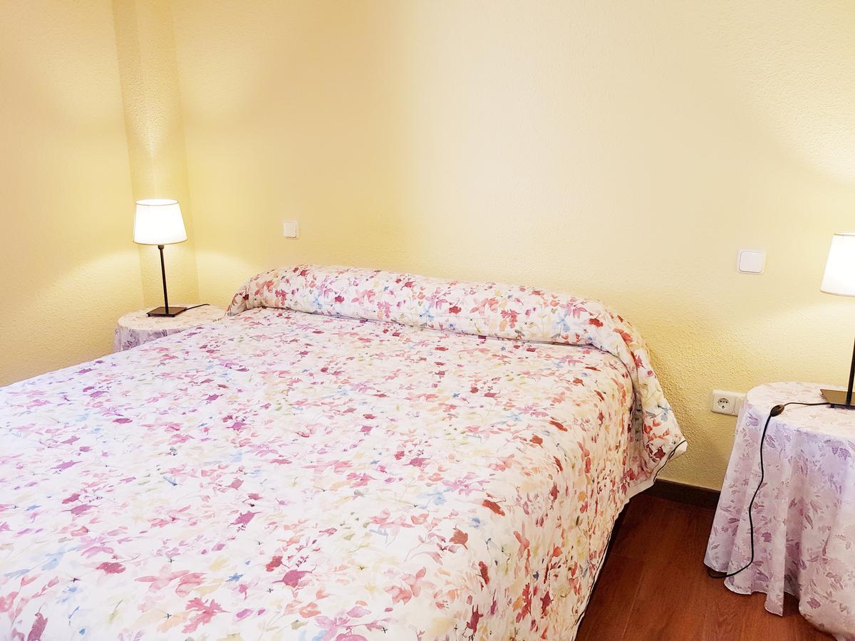 Hostal Puerta Bonita Vista Alegre Madryt Zewnętrze zdjęcie