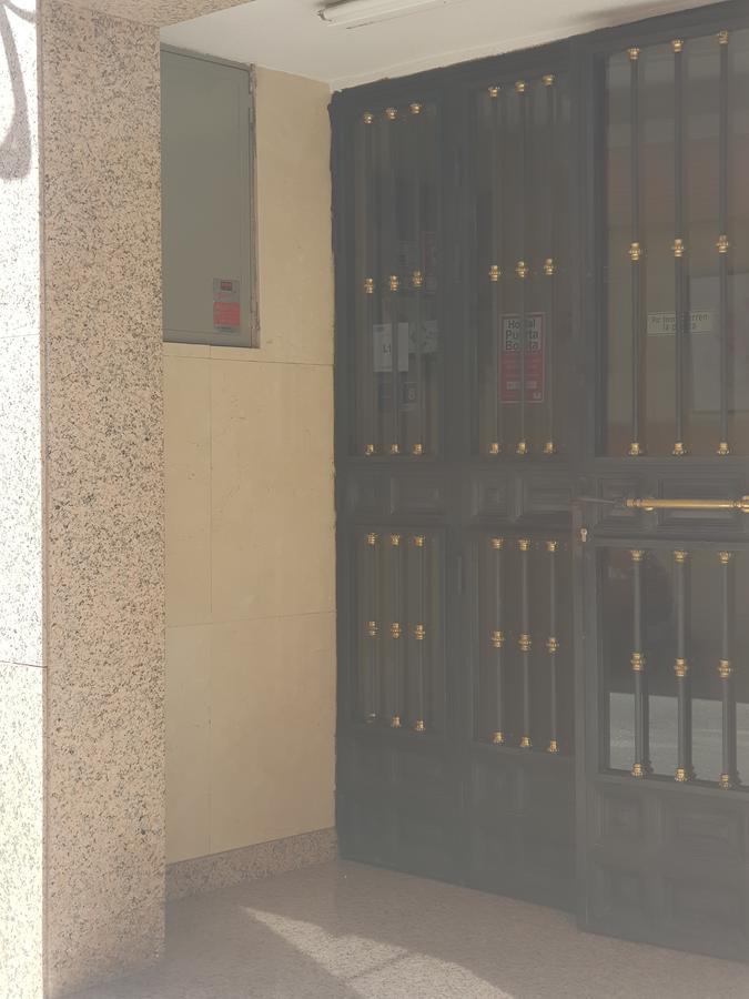 Hostal Puerta Bonita Vista Alegre Madryt Zewnętrze zdjęcie