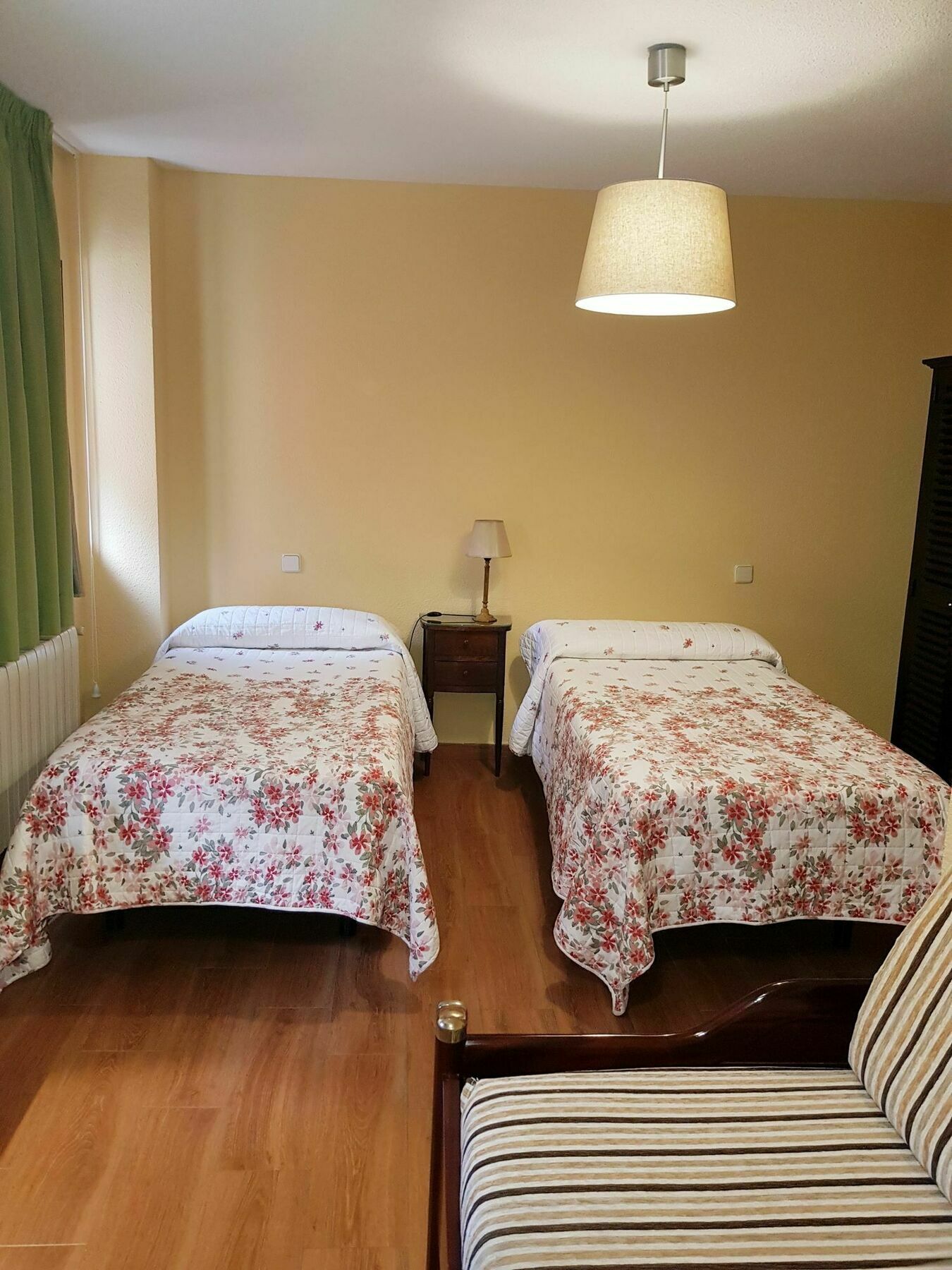 Hostal Puerta Bonita Vista Alegre Madryt Zewnętrze zdjęcie